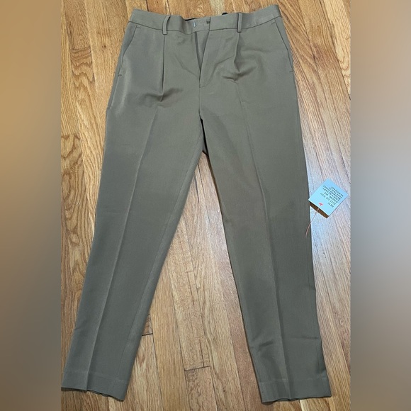 ASOS DESIGN tapered smart pants in ecru
32x32 dark brown color - Picture 1 of 8